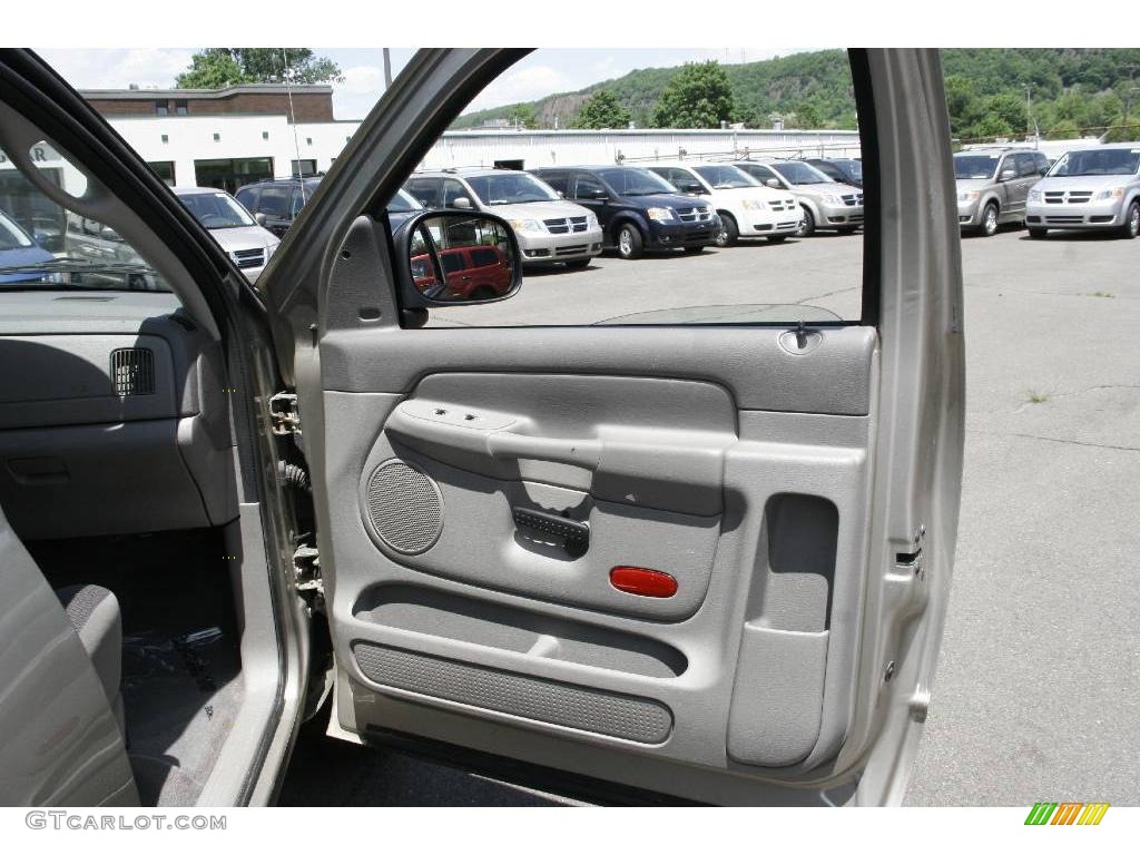 2004 Ram 1500 SLT Regular Cab 4x4 - Light Almond Pearl / Taupe photo #13