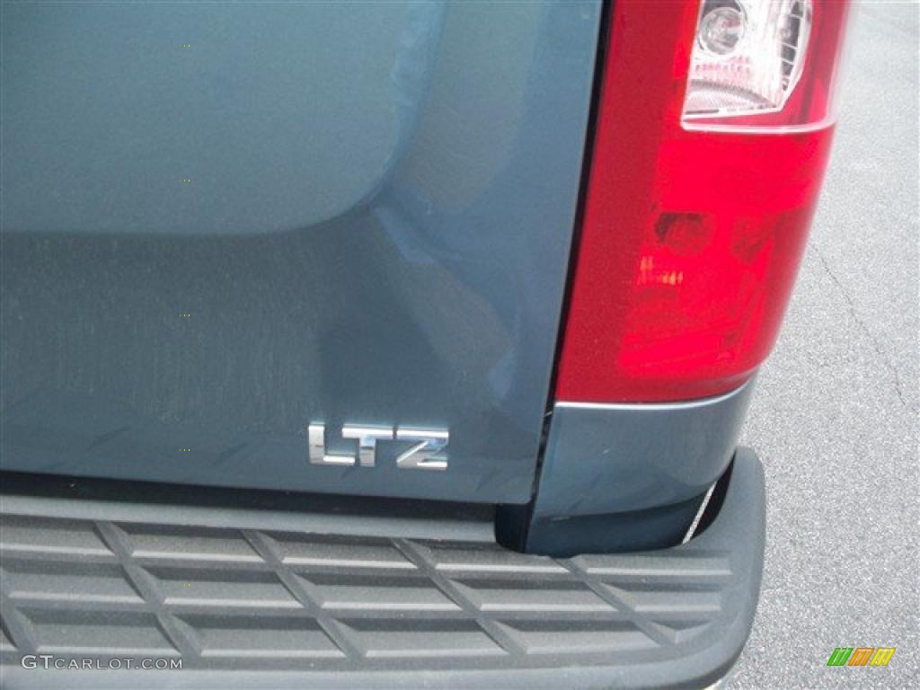 2007 Silverado 1500 LTZ Extended Cab 4x4 - Blue Granite Metallic / Light Titanium/Dark Titanium Gray photo #11