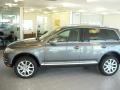 Alaska Grey Metallic - Touareg 2 V8 Photo No. 3