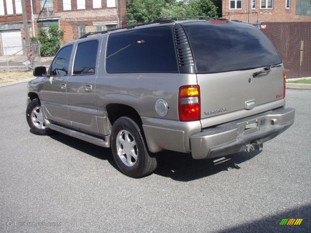2003 Sandalwood Metallic GMC Yukon XL Denali AWD 32392081 Photo 5