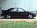 Black - Camry SE Photo No. 17