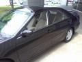 Black - Camry SE Photo No. 20