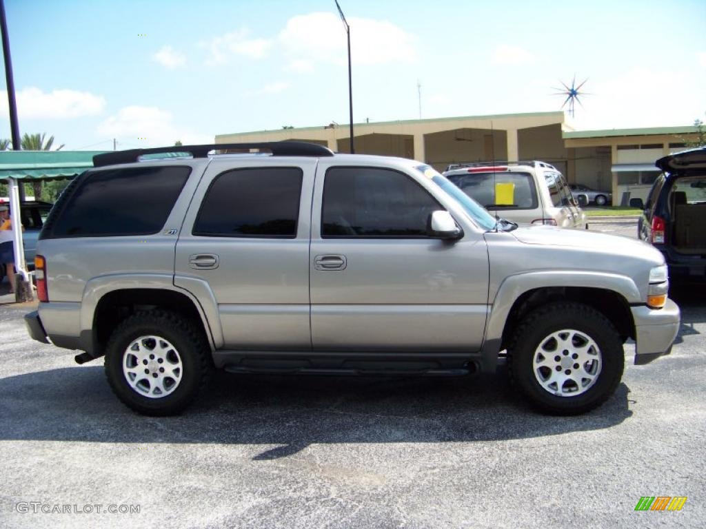 2002 Tahoe Z71 4x4 - Light Pewter Metallic / Tan/Neutral photo #4