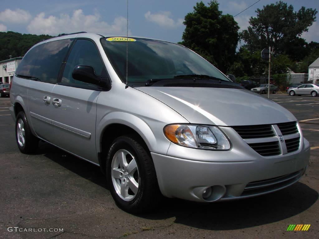 2006 Grand Caravan SXT - Bright Silver Metallic / Medium Slate Gray photo #6