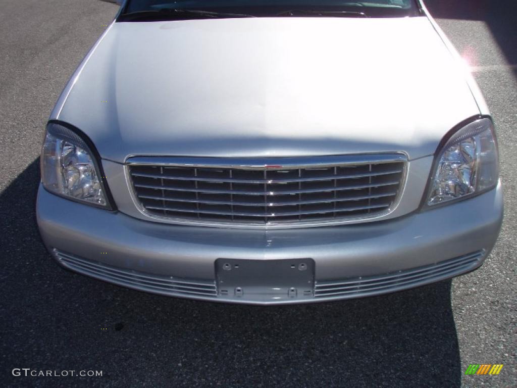 2003 DeVille Sedan - Sterling Silver / Dark Gray photo #18
