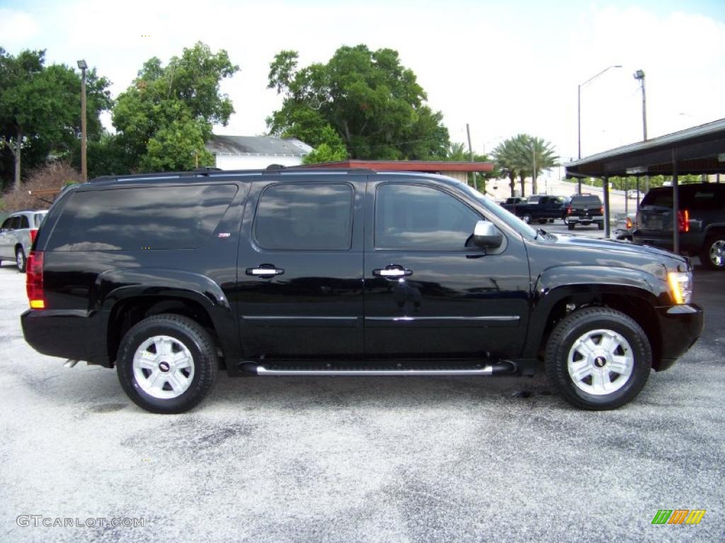 2007 Suburban 1500 Z71 - Black / Ebony photo #3