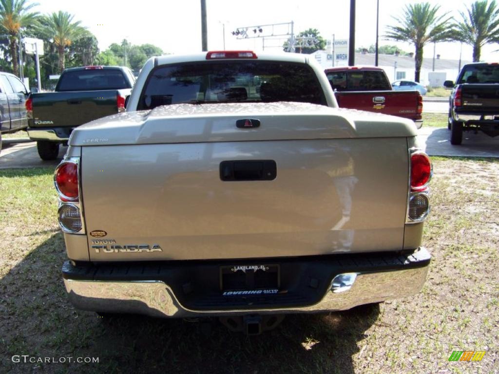 2007 Tundra SR5 CrewMax - Desert Sand Mica / Black/Beige photo #6