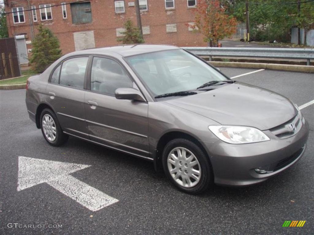 2004 Civic LX Sedan - Magnesium Metallic / Gray photo #2