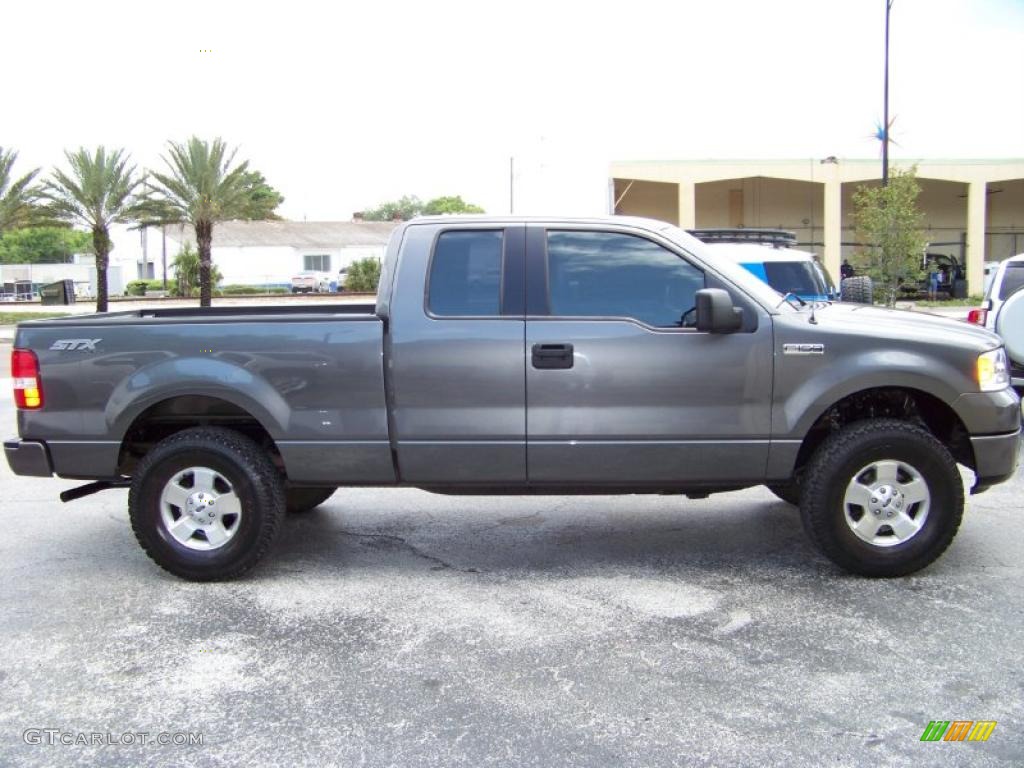 2006 F150 STX SuperCab 4x4 - Dark Shadow Grey Metallic / Medium/Dark Flint photo #4