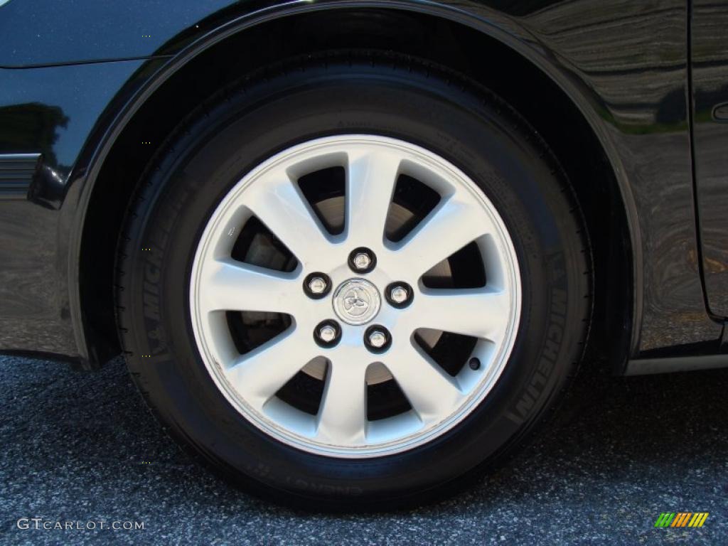 2004 Camry XLE - Black / Taupe photo #11