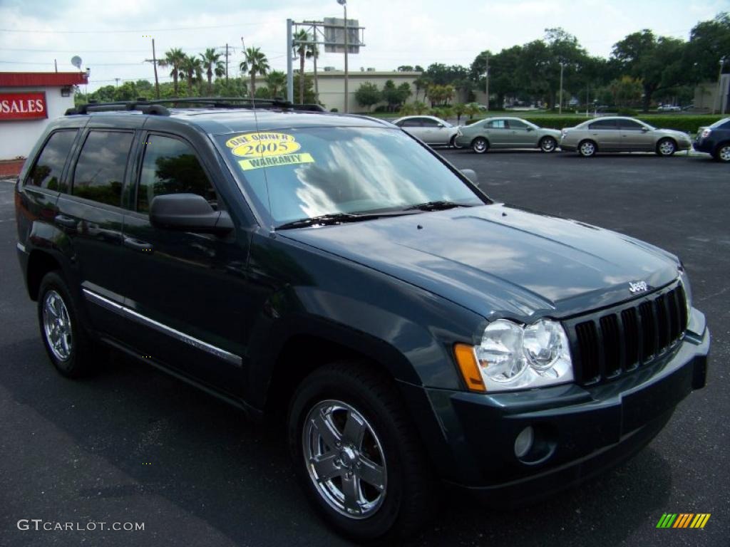 2005 Grand Cherokee Laredo - Deep Beryl Green Pearl / Medium Slate Gray photo #3