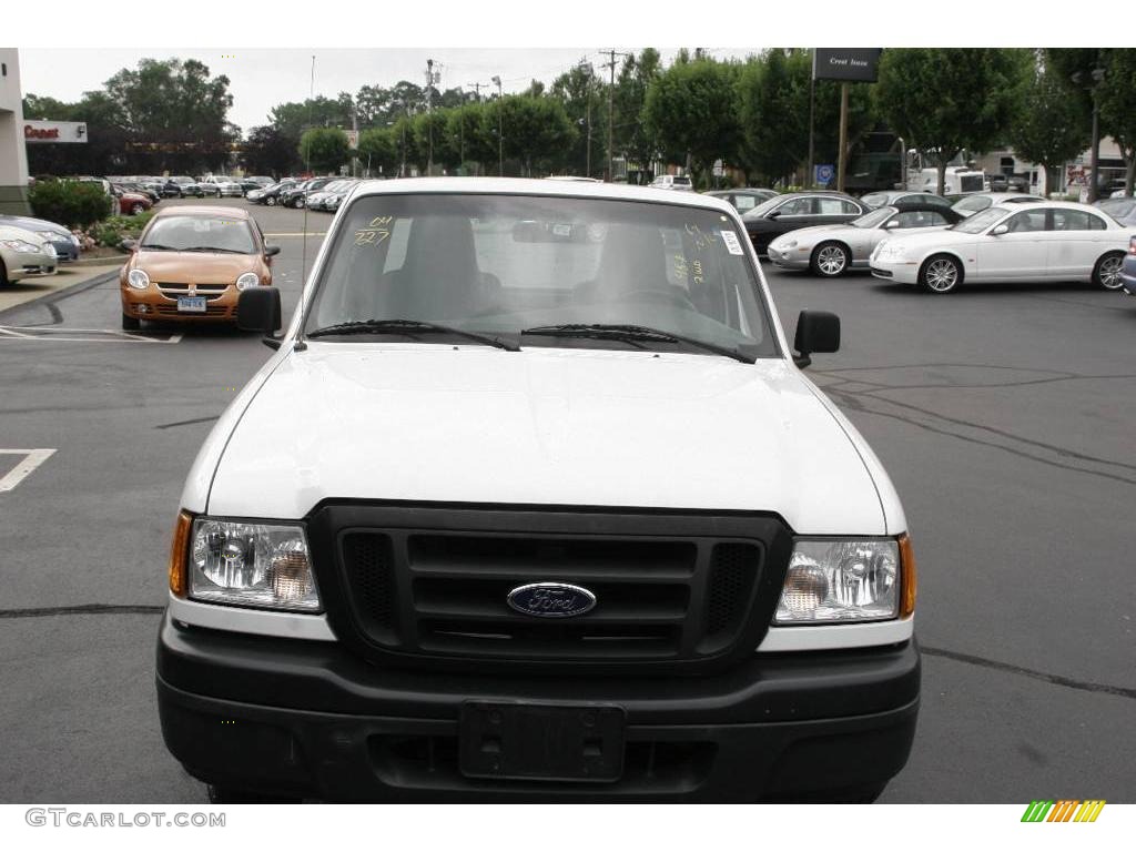 2004 Ranger XL Regular Cab - Oxford White / Flint Gray photo #2