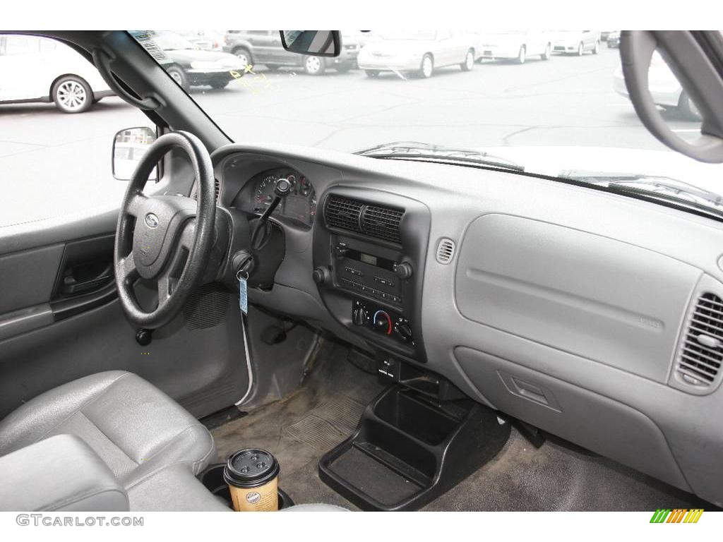 2004 Ranger XL Regular Cab - Oxford White / Flint Gray photo #12
