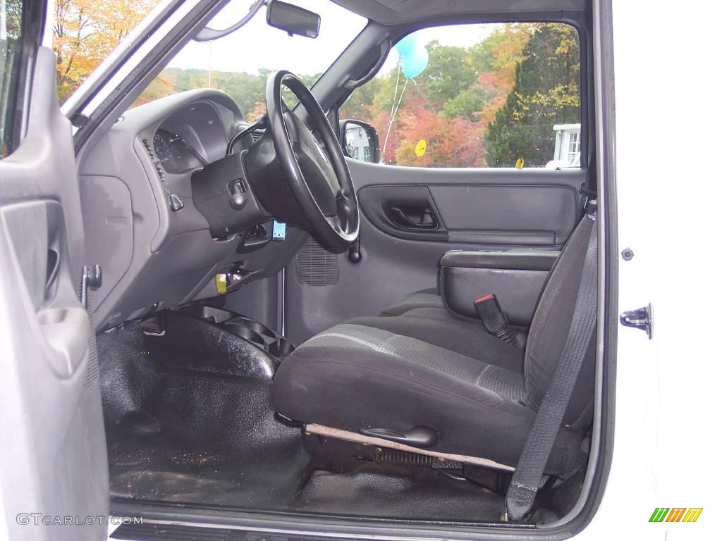 2003 Ranger XL Regular Cab - Oxford White / Dark Graphite photo #9