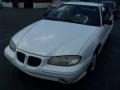 1997 Bright White Pontiac Grand Am SE Sedan  photo #3