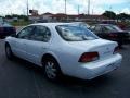 Cloud White - Maxima GXE Photo No. 5