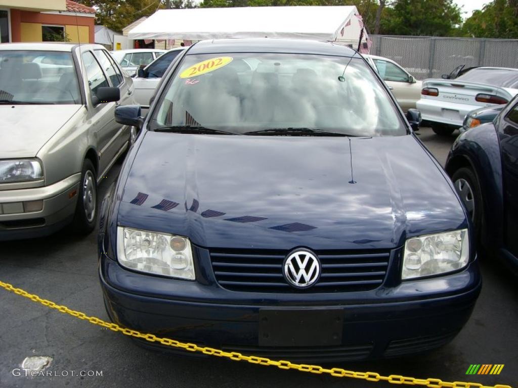 2002 Jetta GLS 1.8T Sedan - Galactic Blue Pearl / Black photo #2