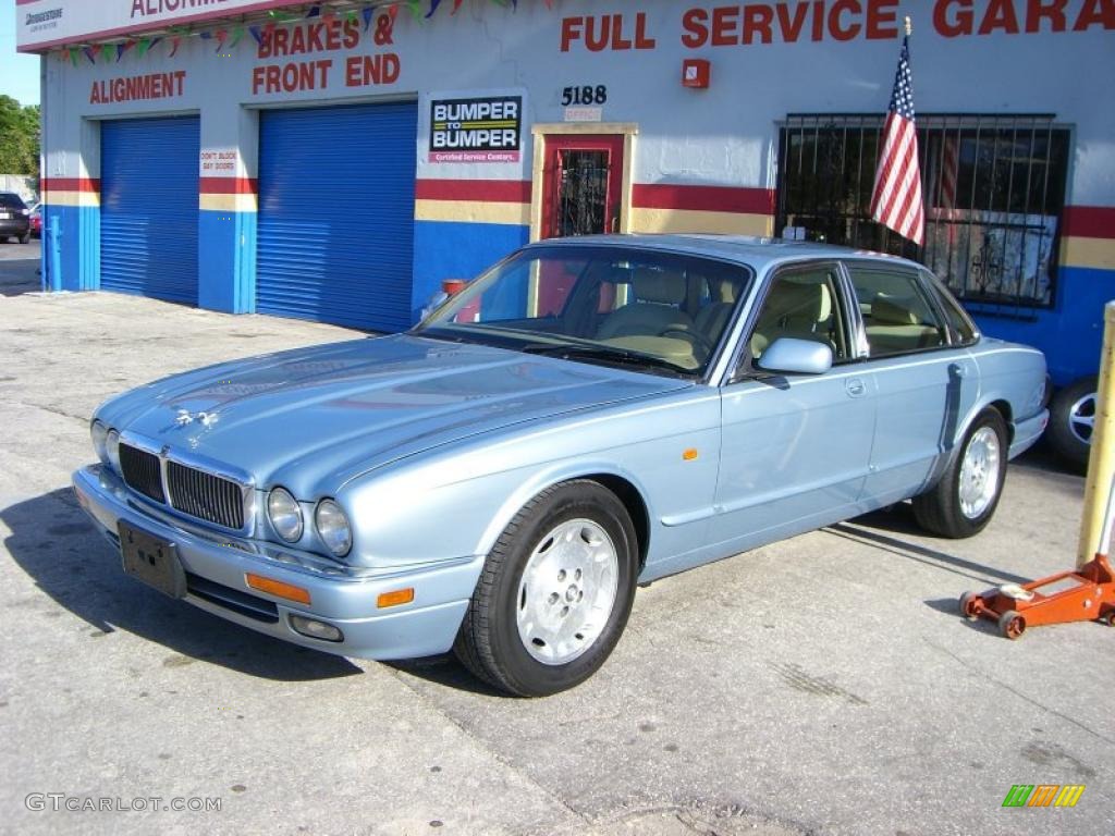 1997 XJ XJ6 - Ice Blue Metallic / Ivory photo #7