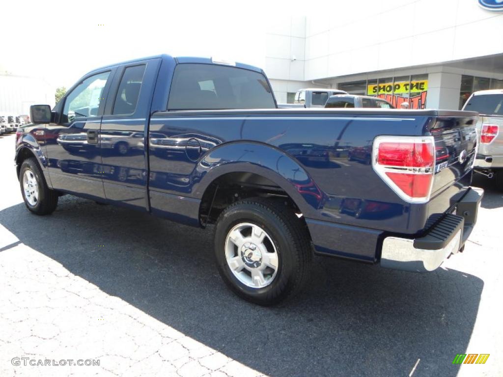 2010 F150 XLT SuperCab - Dark Blue Pearl Metallic / Medium Stone photo #24