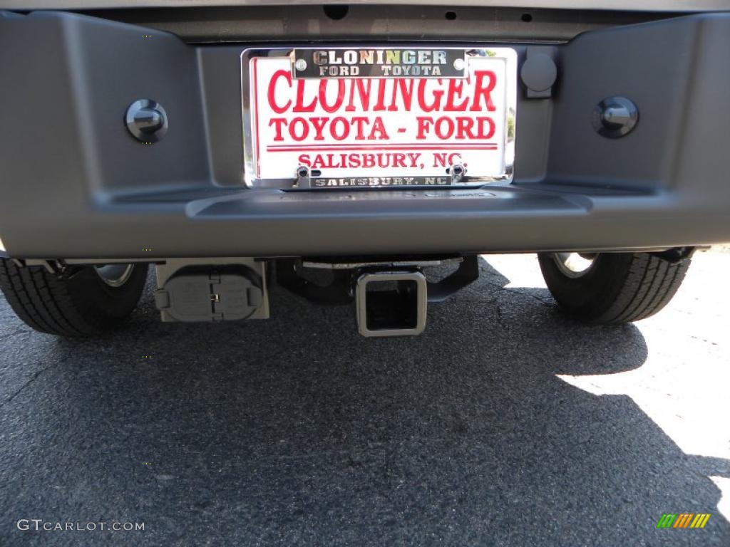 2010 F150 XLT SuperCab - Sterling Grey Metallic / Medium Stone photo #14