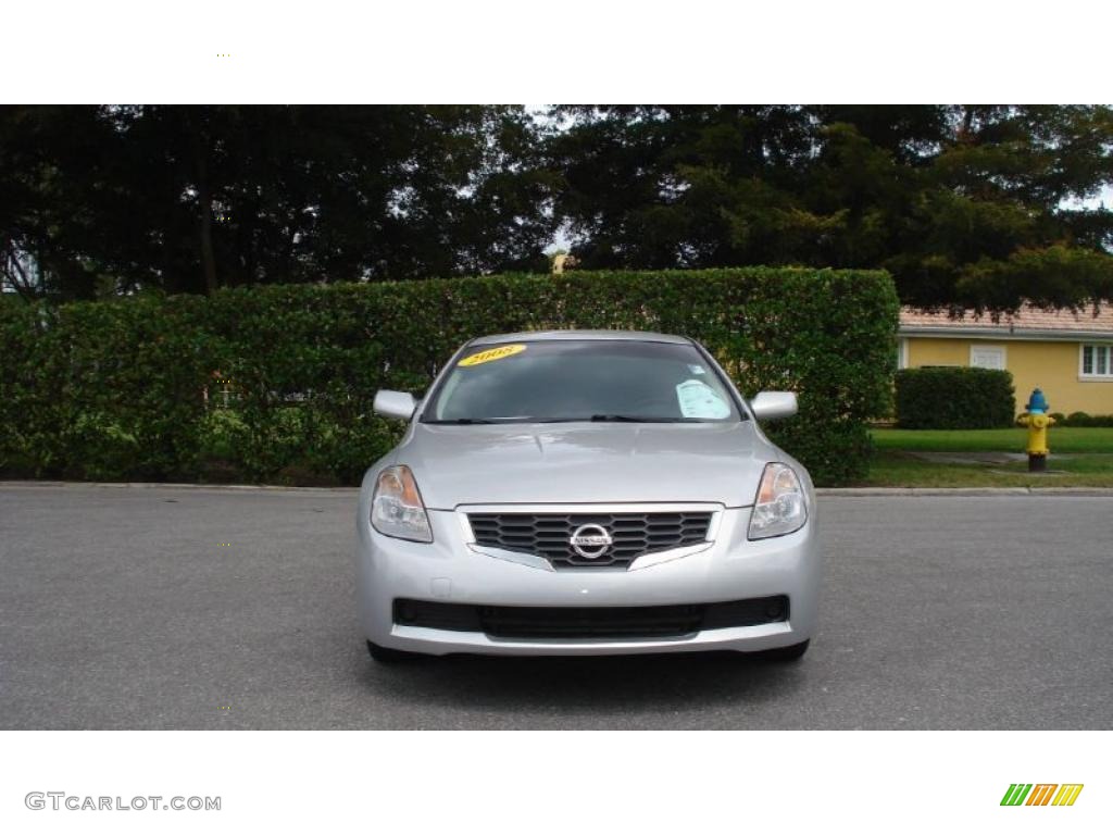 2008 Altima 2.5 S Coupe - Radiant Silver Metallic / Charcoal photo #3