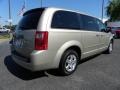 2009 Light Sandstone Metallic Dodge Grand Caravan SE  photo #3