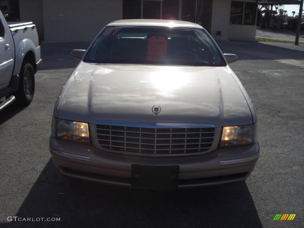 1997 DeVille Sedan - Shale Beige Metallic / Shale/Neutral photo #2