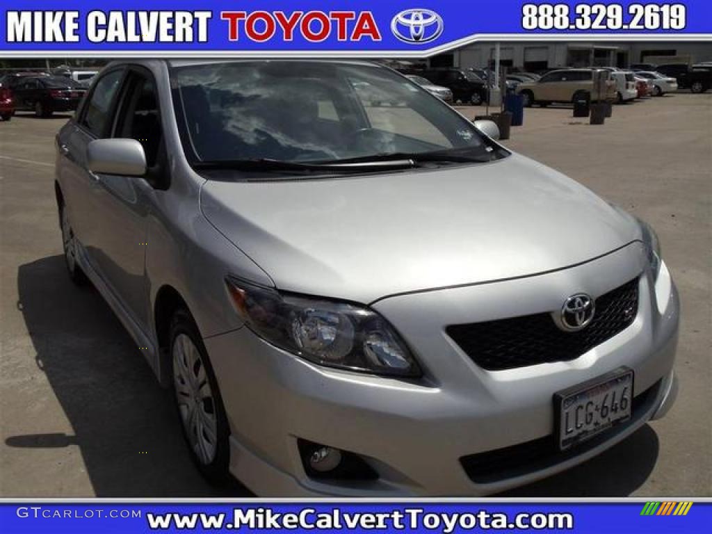 2009 Corolla  - Classic Silver Metallic / Dark Charcoal photo #1