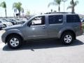 Storm Grey Metallic - Pathfinder S Photo No. 4