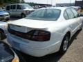 2000 Arctic White Pontiac Bonneville SE  photo #2