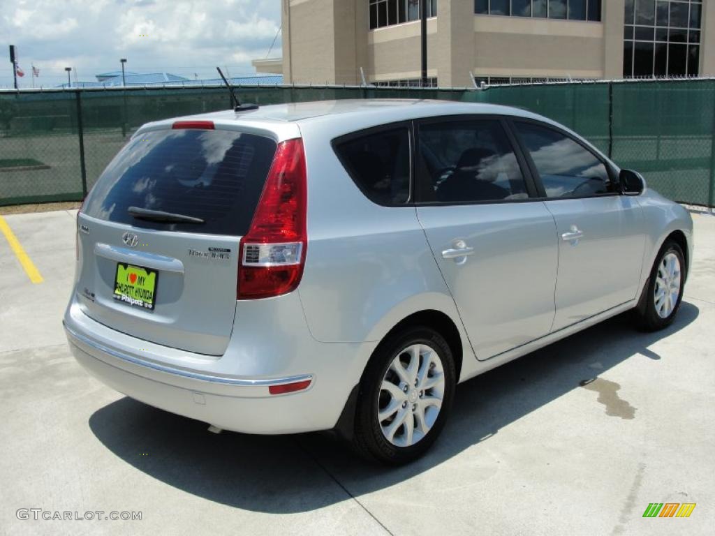 2009 Elantra Touring - Quicksilver / Black photo #3