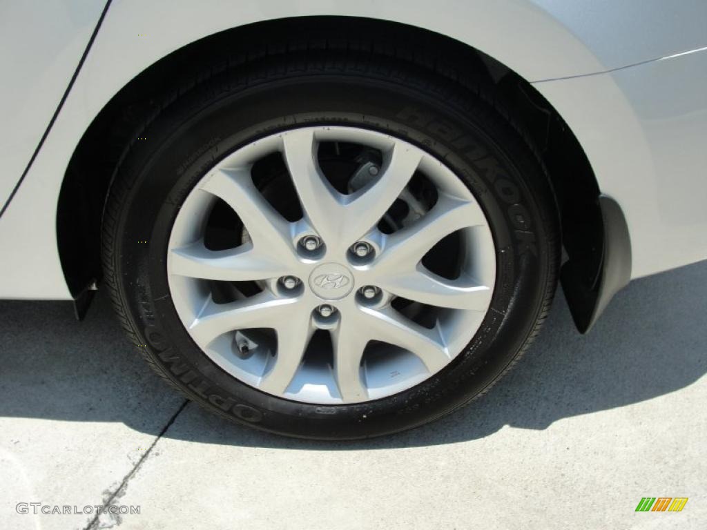 2009 Elantra Touring - Quicksilver / Black photo #15