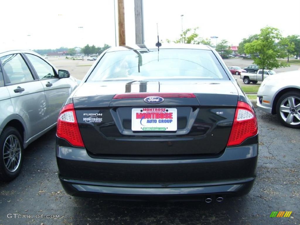 2010 Fusion SE - Atlantis Green Metallic / Medium Light Stone photo #4