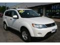 Diamond White Pearl - Outlander LS 4WD Photo No. 1