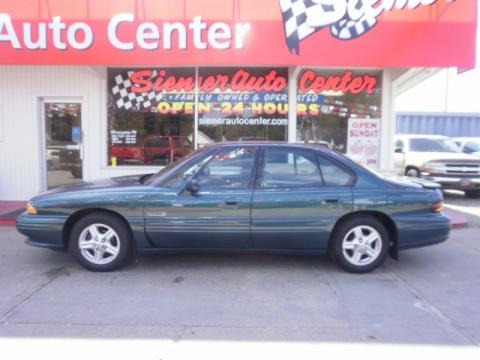 1997 Pontiac Bonneville SSE Data, Info and Specs