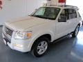 2010 White Platinum Tri-Coat Ford Explorer XLT  photo #3