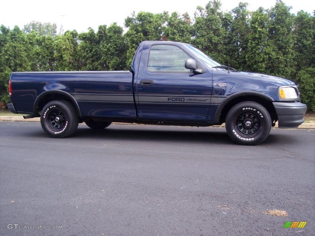 2002 F150 XL Regular Cab - True Blue Metallic / Medium Graphite photo #6