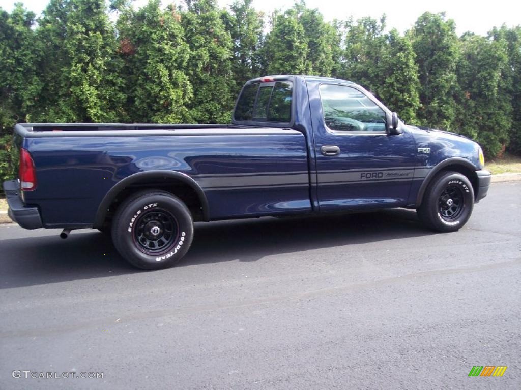 2002 F150 XL Regular Cab - True Blue Metallic / Medium Graphite photo #8