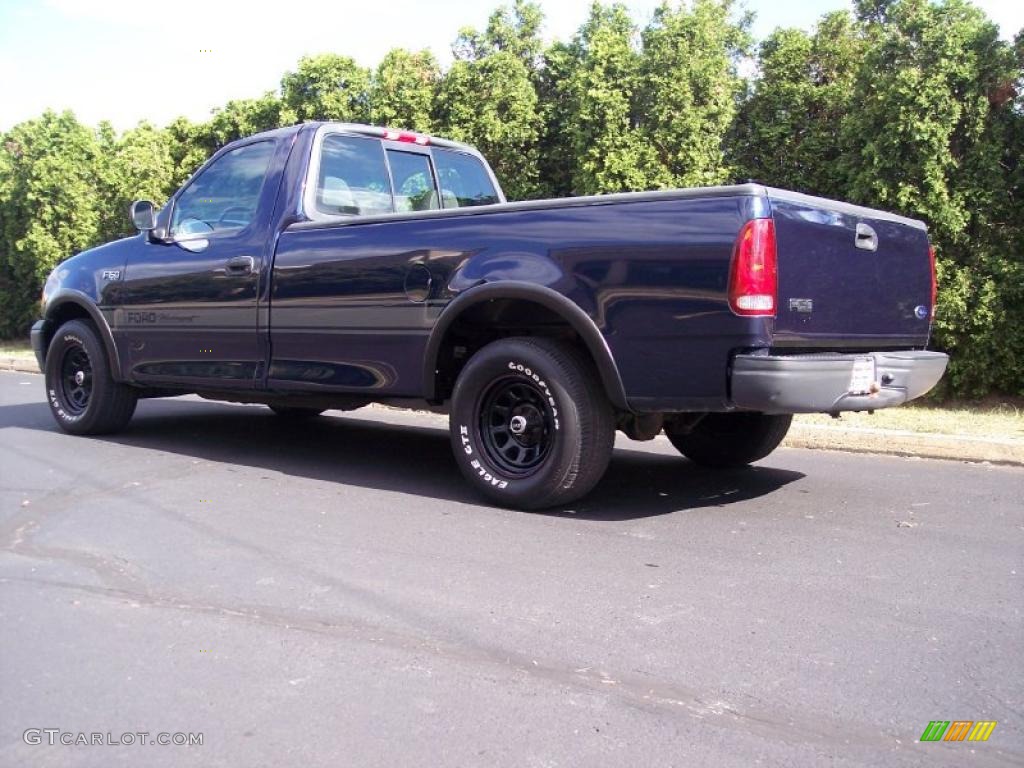 2002 F150 XL Regular Cab - True Blue Metallic / Medium Graphite photo #14