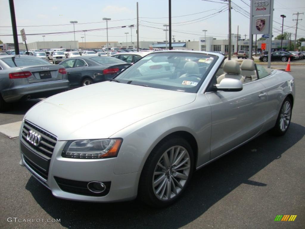 2010 A5 2.0T quattro Cabriolet - Ice Silver Metallic / Light Gray photo #2