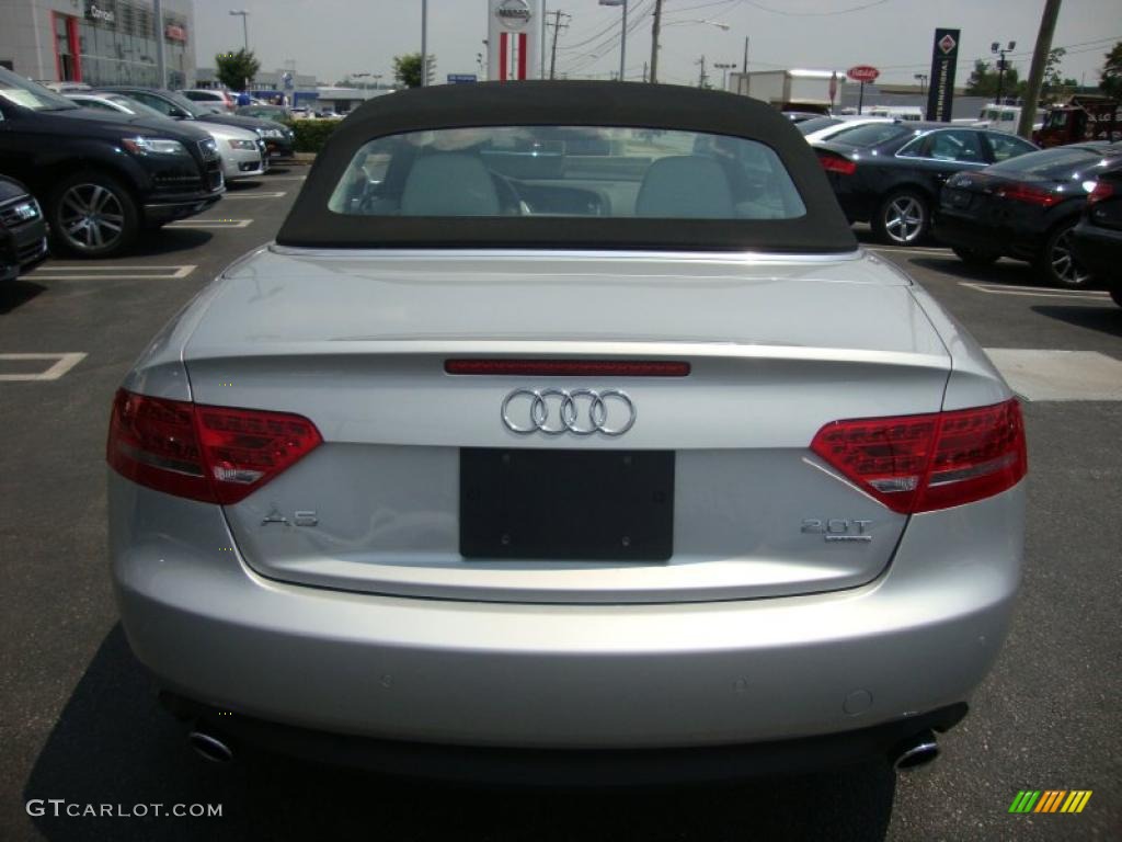 2010 A5 2.0T quattro Cabriolet - Ice Silver Metallic / Light Gray photo #38