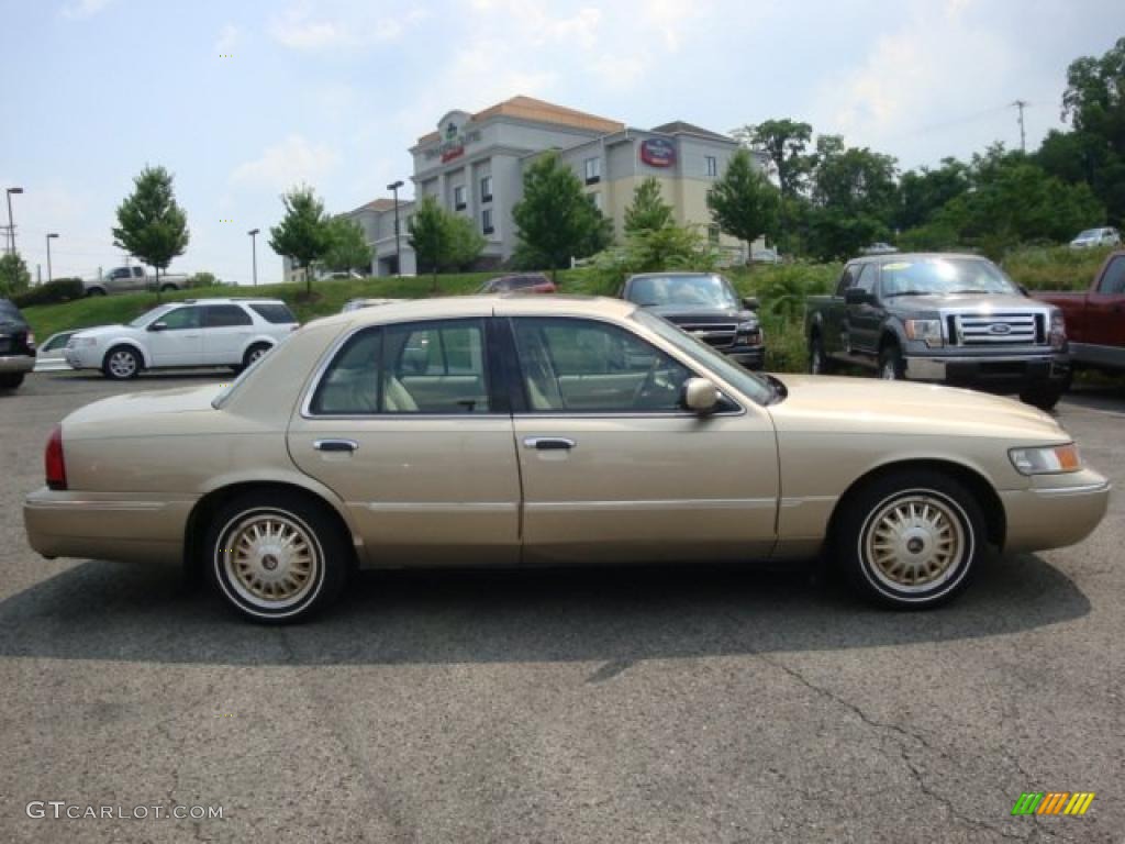 2000 Grand Marquis LS - Harvest Gold Metallic / Medium Parchment photo #2