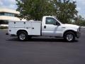 2005 Oxford White Ford F250 Super Duty XL Regular Cab Chassis Utility  photo #4