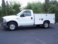 2005 Oxford White Ford F250 Super Duty XL Regular Cab Chassis Utility  photo #17