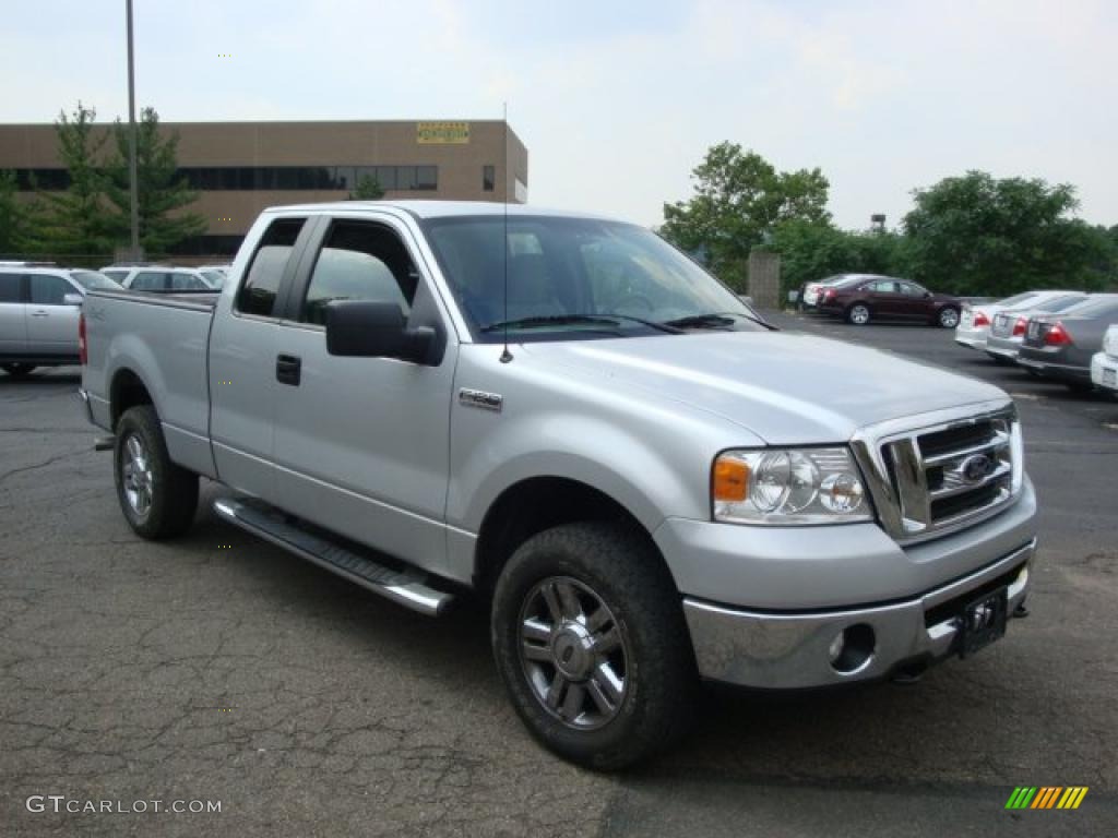 2008 F150 XLT SuperCab 4x4 - Silver Metallic / Medium Flint Grey photo #1