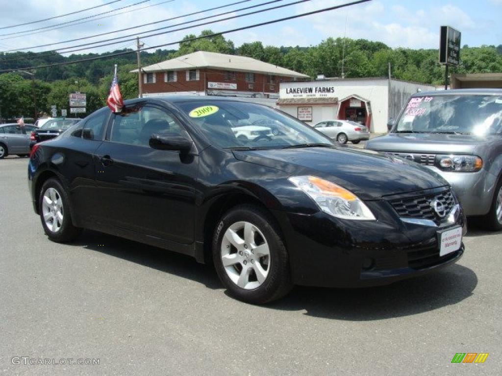 2009 Altima 2.5 S Coupe - Super Black / Charcoal photo #3