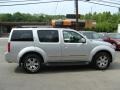 Silver Lightning - Pathfinder LE 4x4 Photo No. 4