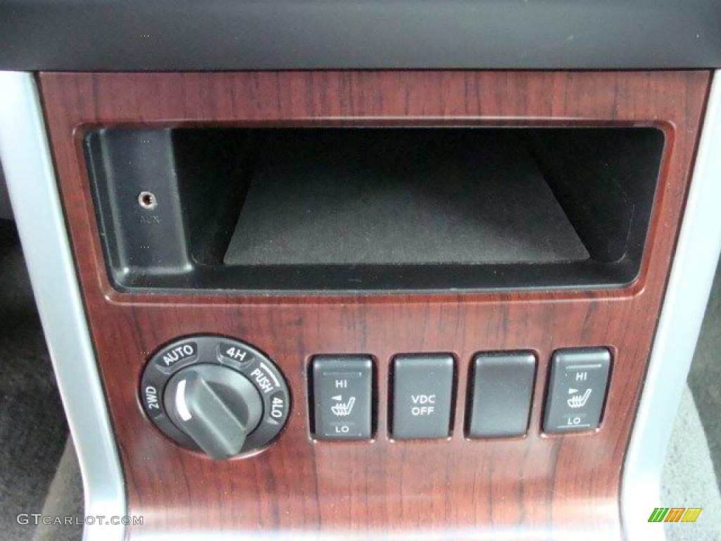 2008 Pathfinder LE 4x4 - Silver Lightning / Graphite photo #19