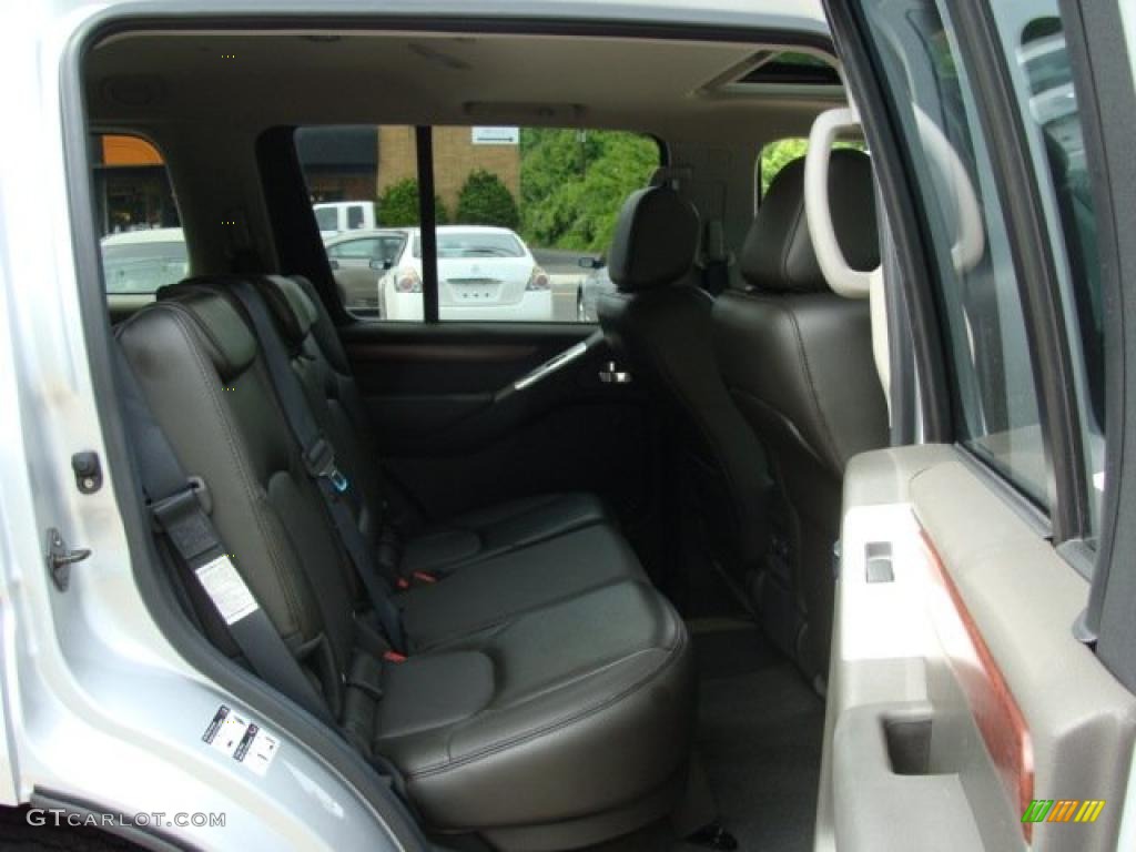 2008 Pathfinder LE 4x4 - Silver Lightning / Graphite photo #25