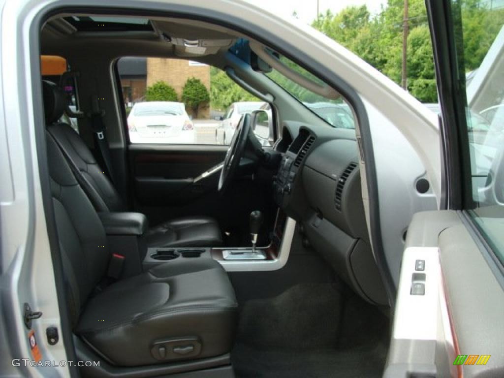 2008 Pathfinder LE 4x4 - Silver Lightning / Graphite photo #29